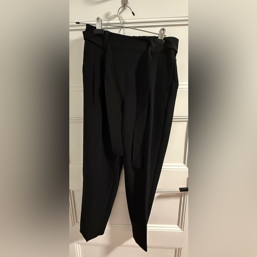 LOFT Black Ankle Cropped Pants Relaxed Fit